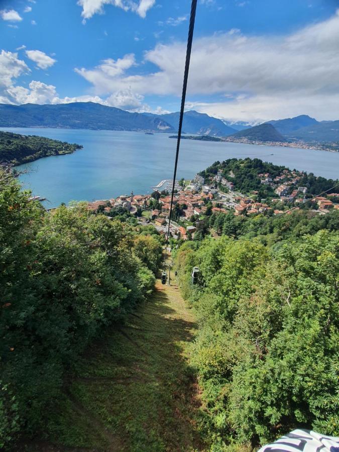 Apartment With View Lake Maggiore/Laveno Mombello エクステリア 写真